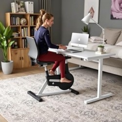 Bicicleta con escritorio